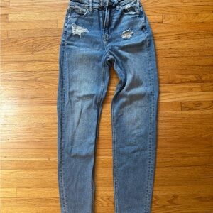 American Eagle Outfitters Medium Blue Ripped Skinny Jeans